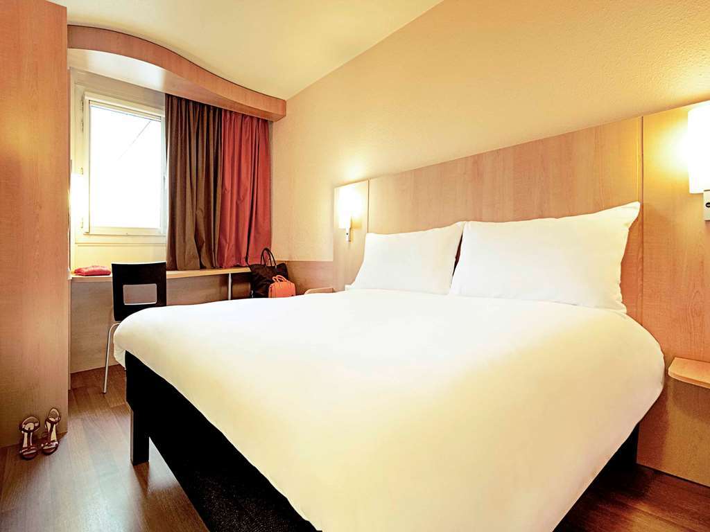 Ibis Chateau De Fontainebleau Phòng bức ảnh